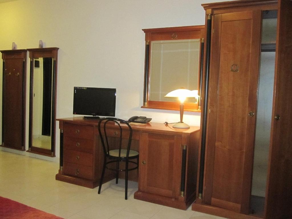 Hotel Vecchio Convento Bareggio Phòng bức ảnh